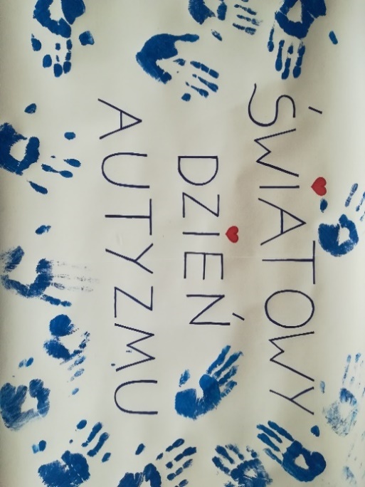 Napis na kartonie.